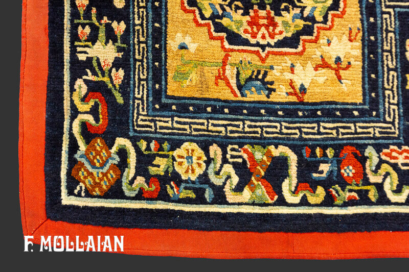 Antique Tibetan Rug n°:49041762